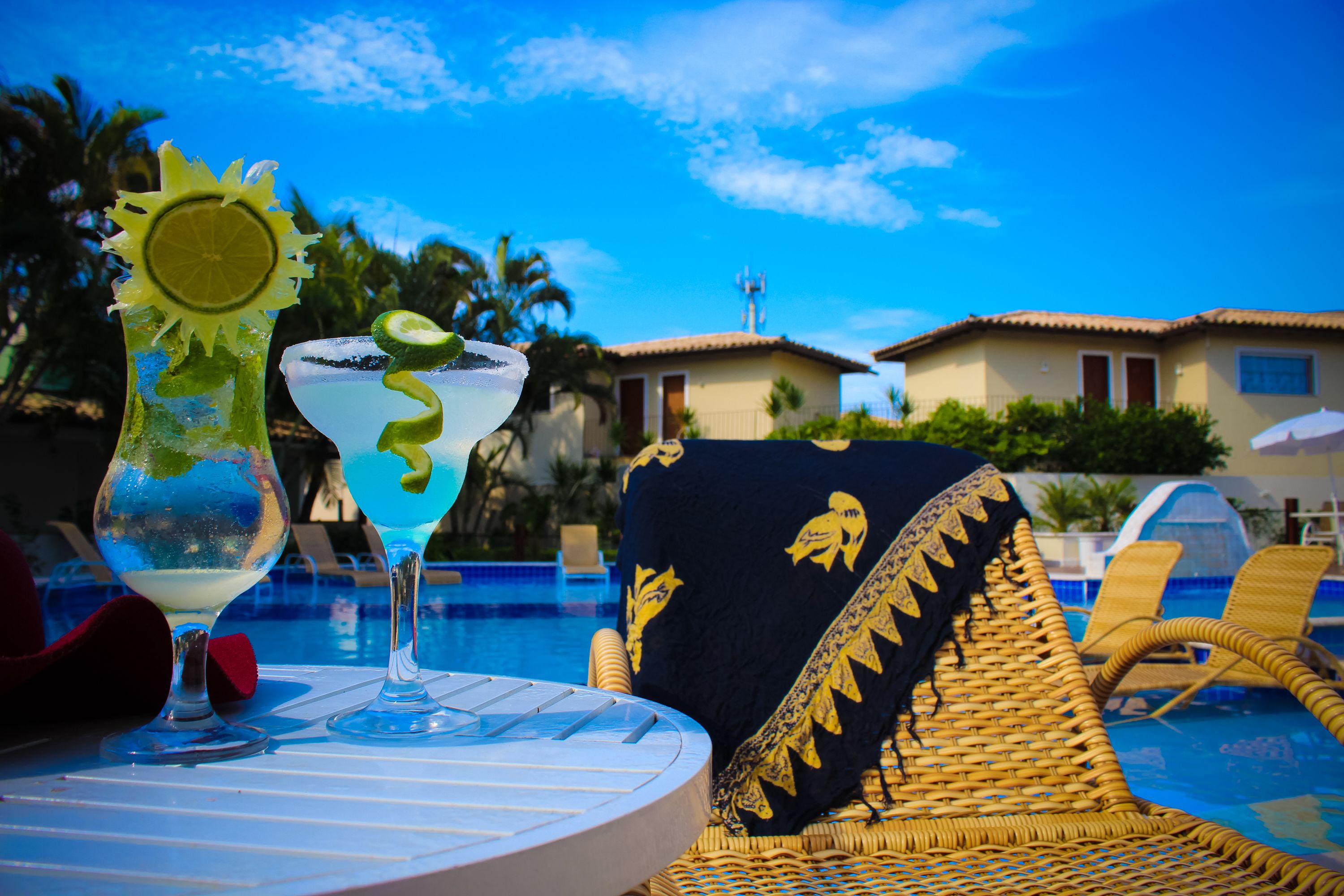 outdoor pool, pool loungers