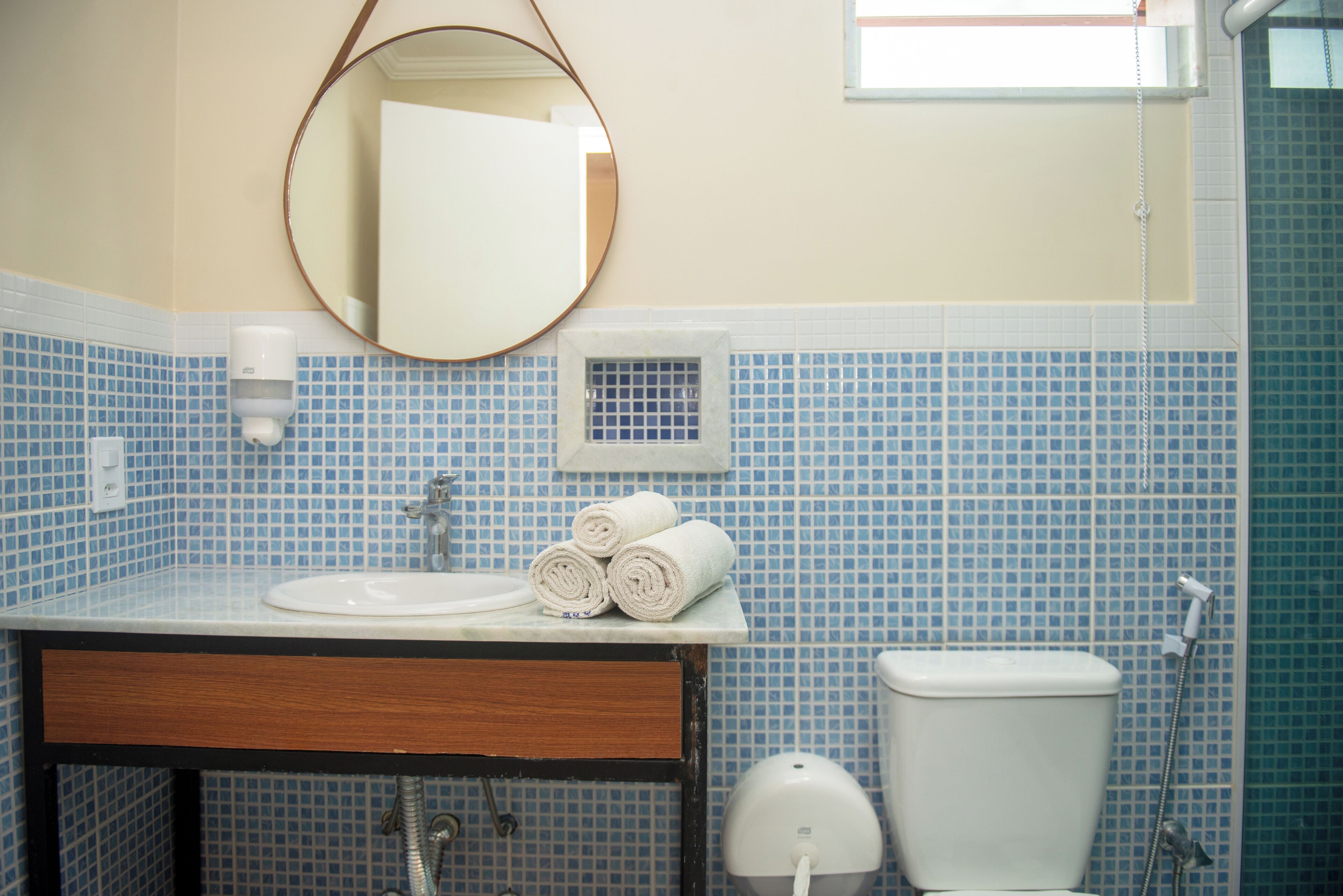 standard room | 1 bedroom, minibar, in-room safe, individually decorated