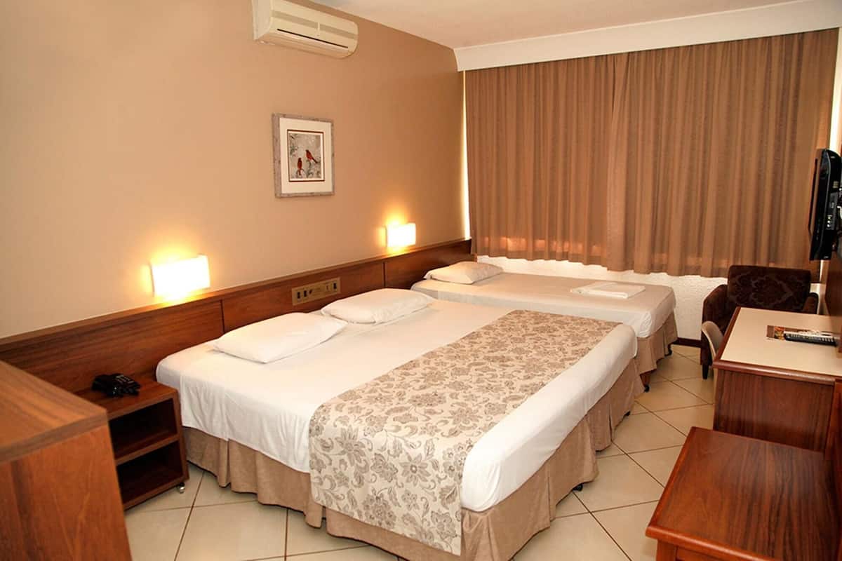 Minibar, coffre-fort, accès au Wi-Fi (inclus)