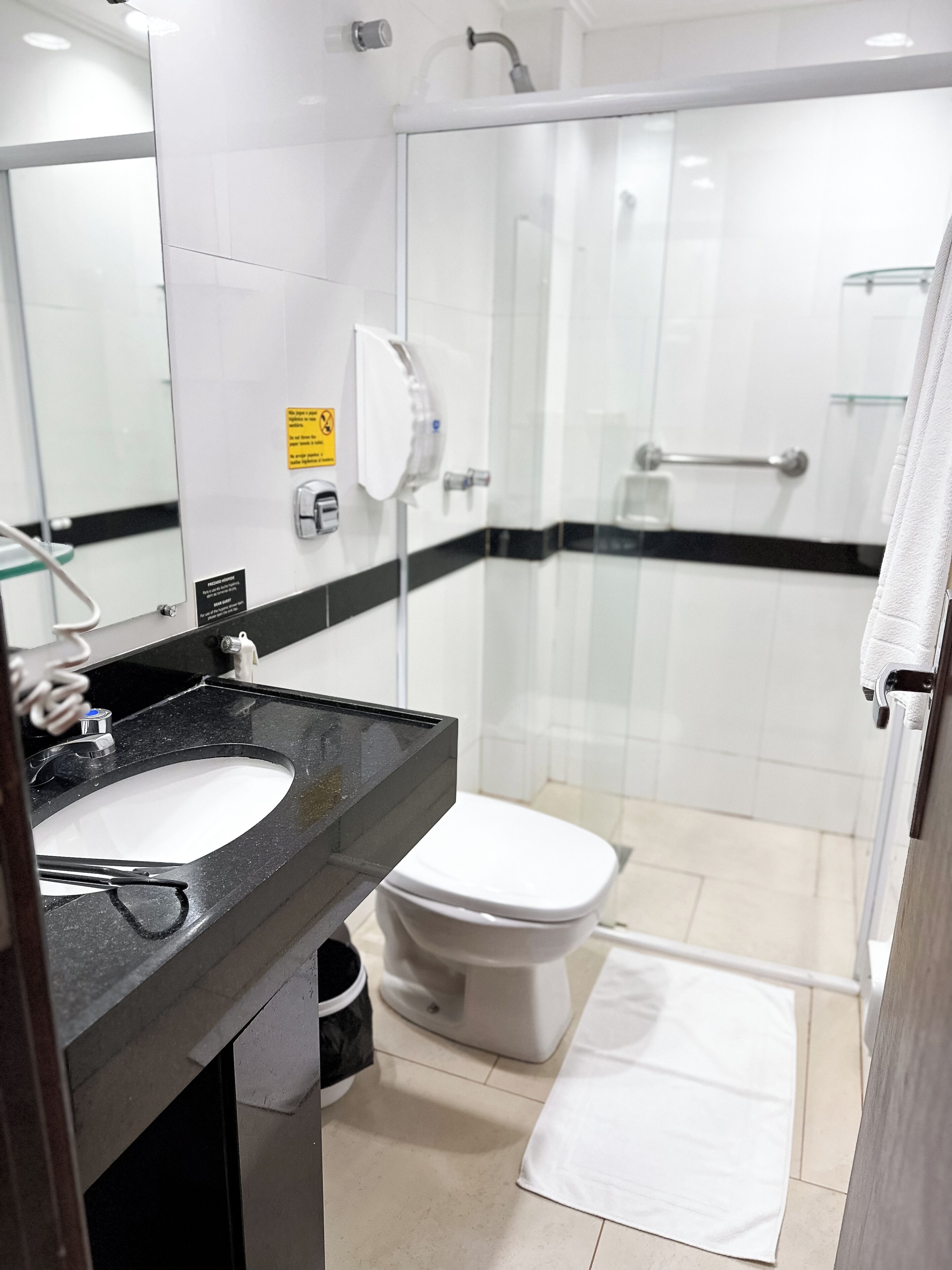 minibar, in-room safe, free wifi