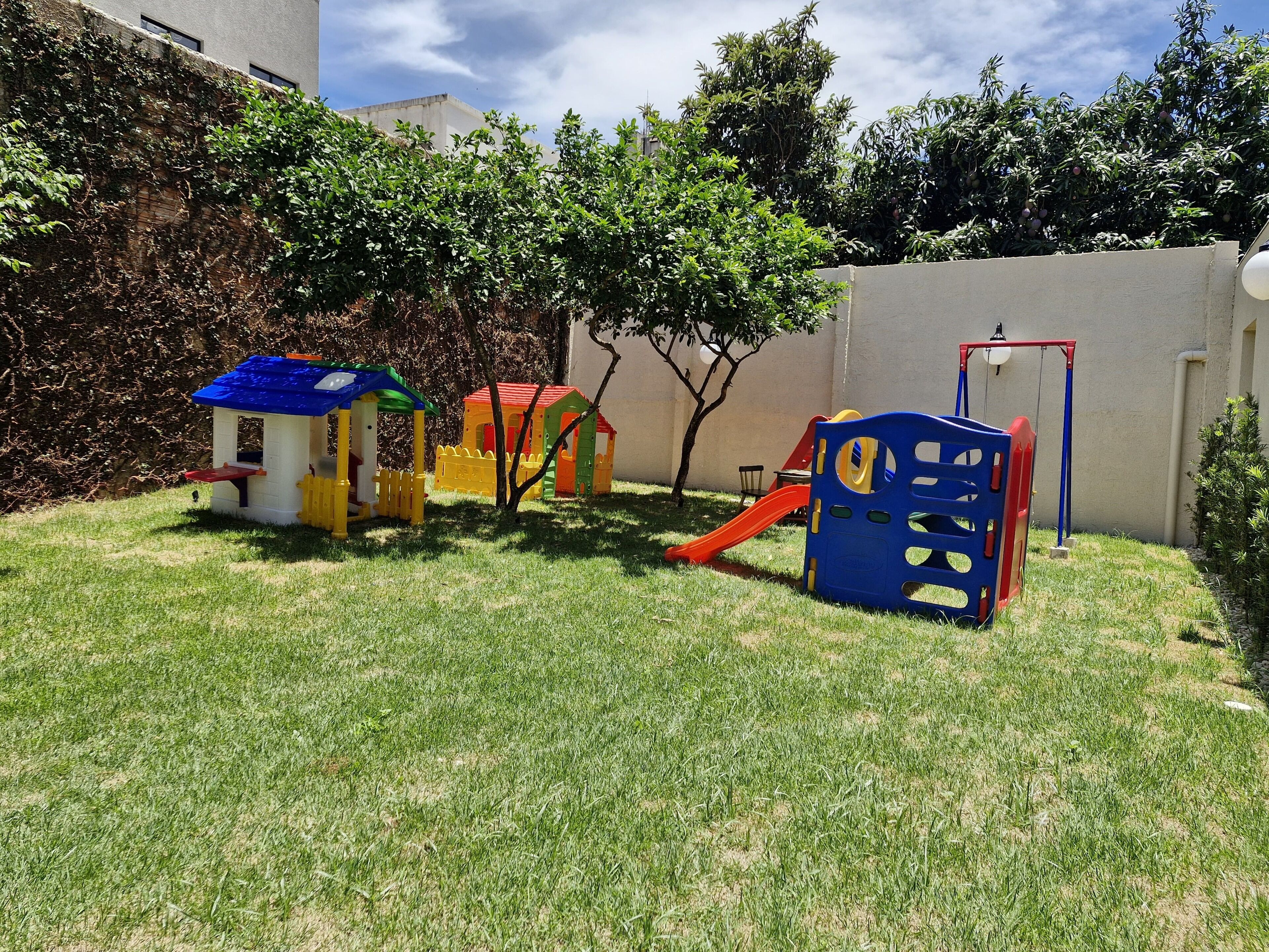 children’s play area – outdoor
