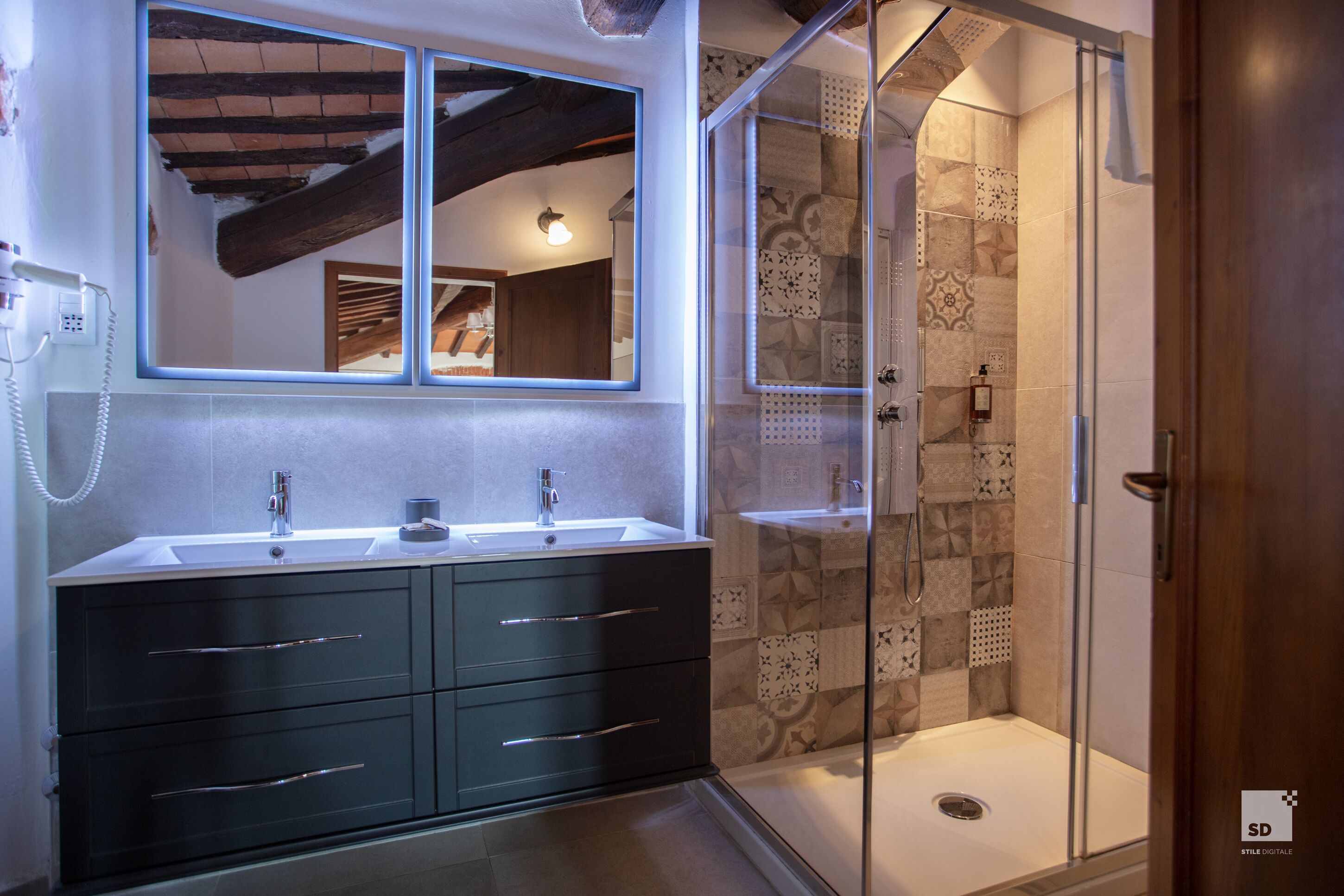 deluxe quadruple room, 1 bedroom, hill view, tower | bathroom | shower, free toiletries, hair dryer, towels