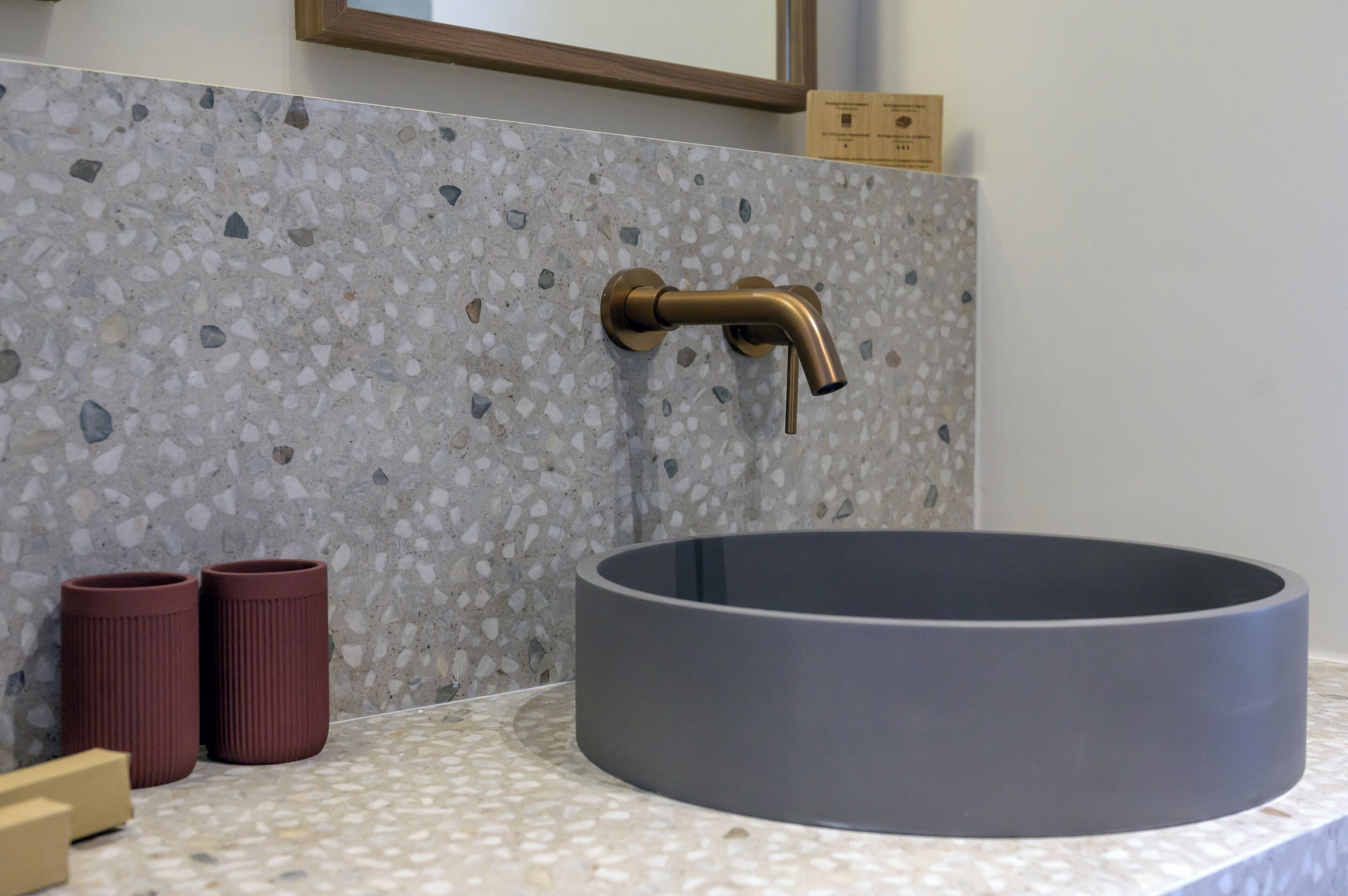 innside room | bathroom | shower, rainfall showerhead, free toiletries, hair dryer