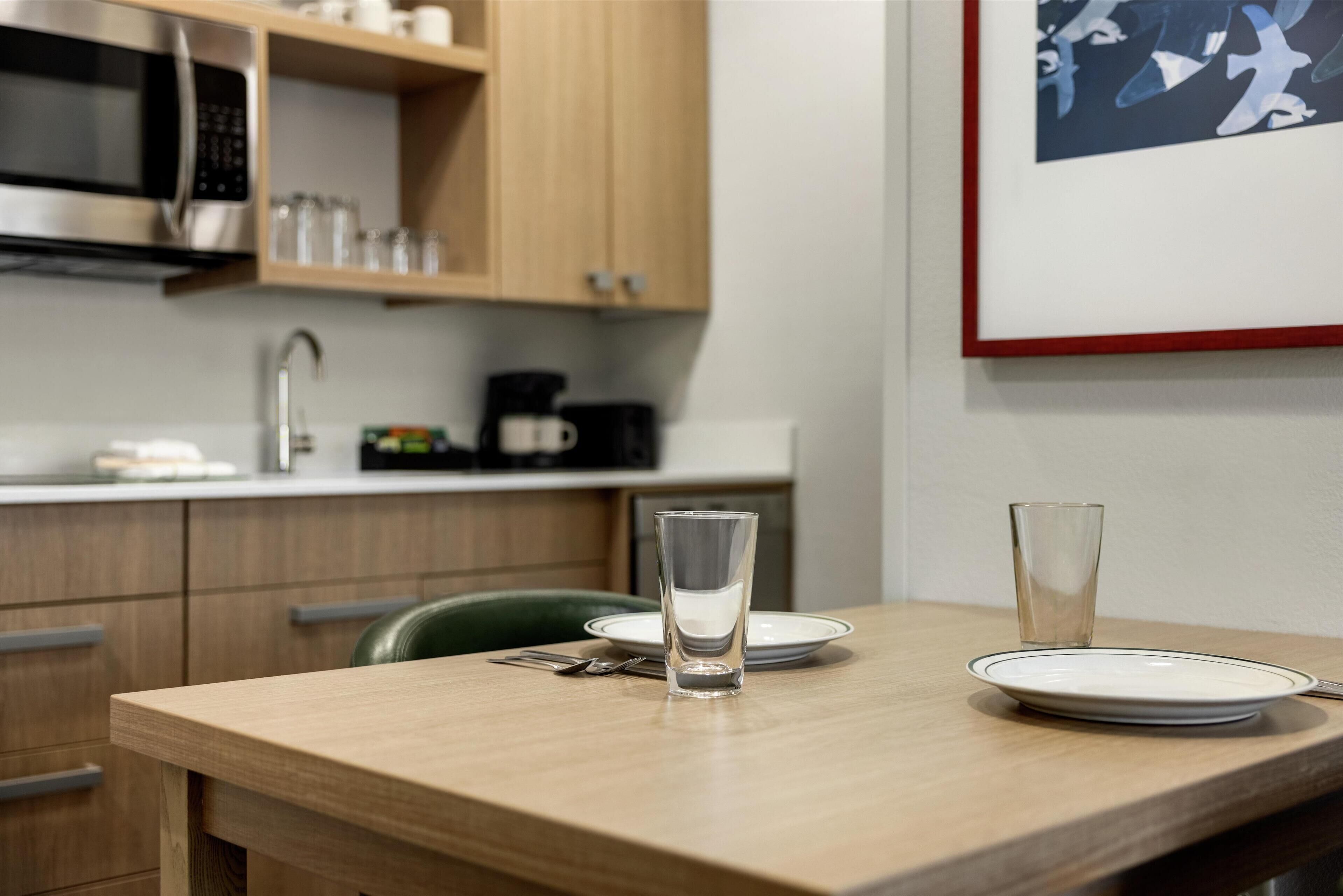 studio suite, 1 king bed | private kitchen | fridge, microwave, oven, stovetop