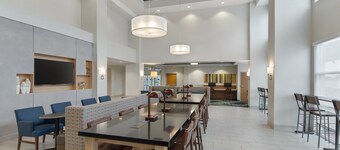 ホリデイ イン エクスプレス ホテル サクラメント エアポート ナトマス by IHG