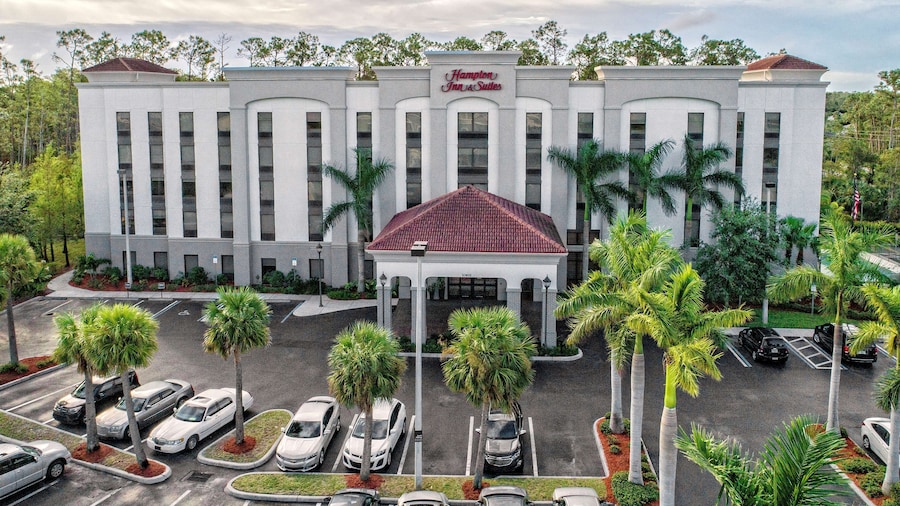 Hampton Inn & Suites Fort Myers-Estero/FGCU