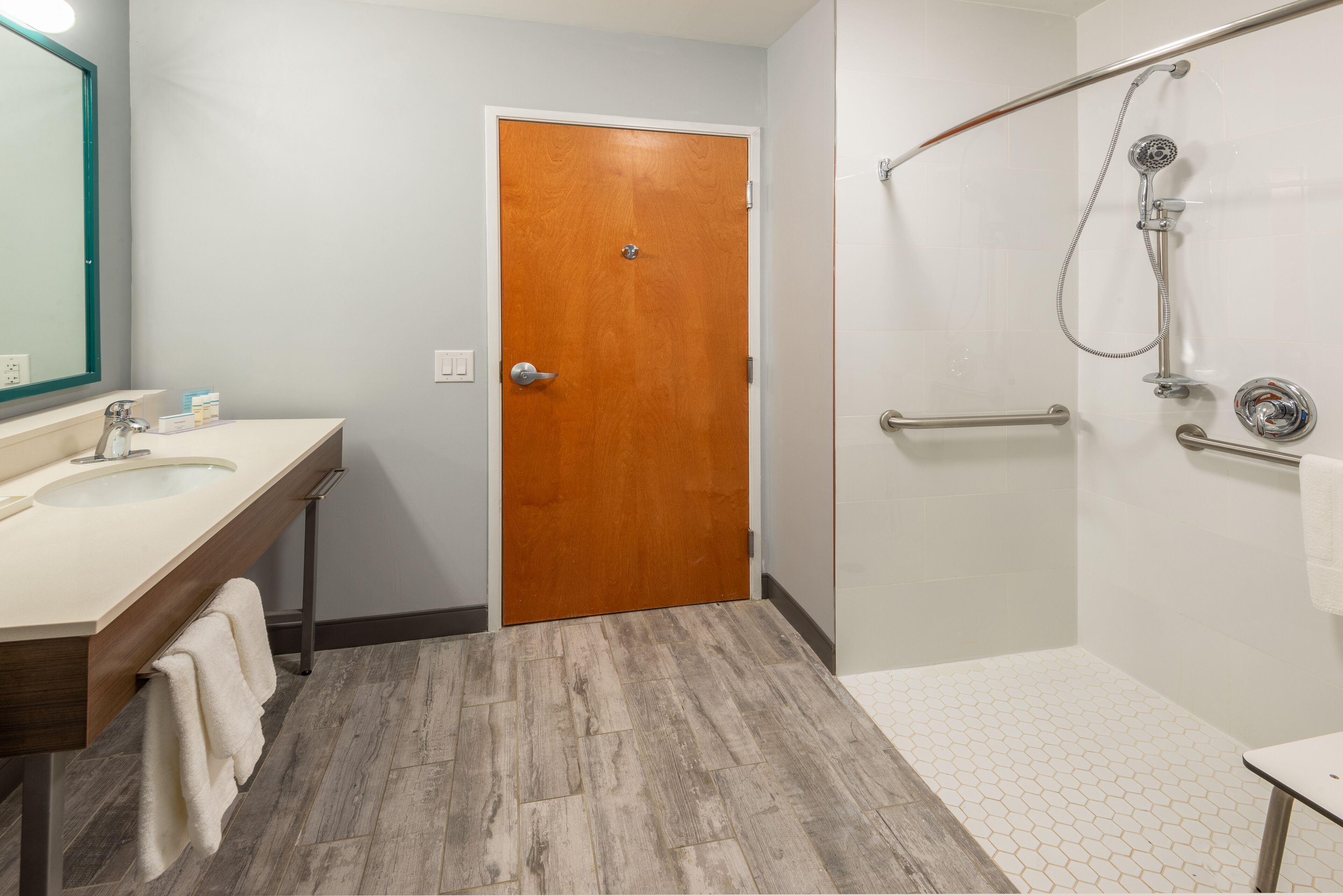 down duvets, desk, iron/ironing board, free wifi