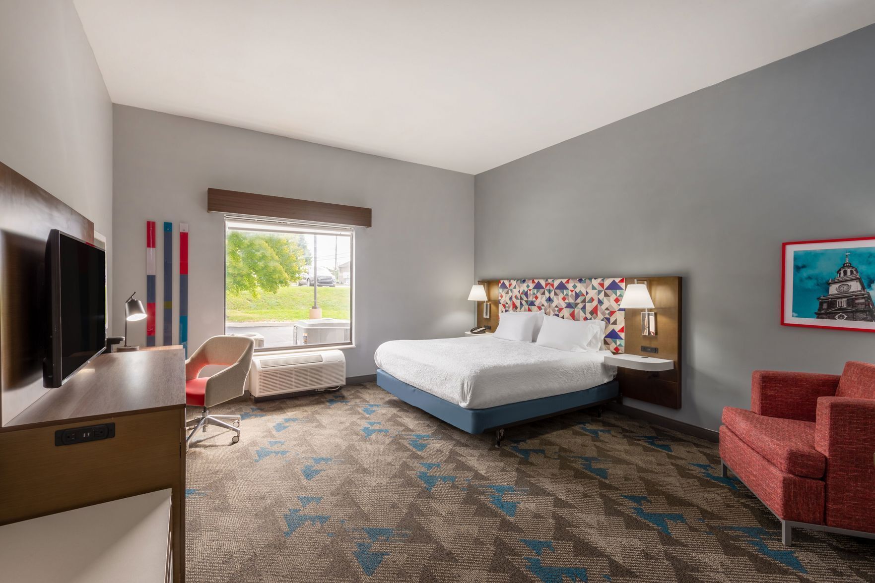 羽绒被、办公桌、熨斗/熨衣板、免费 WiFi