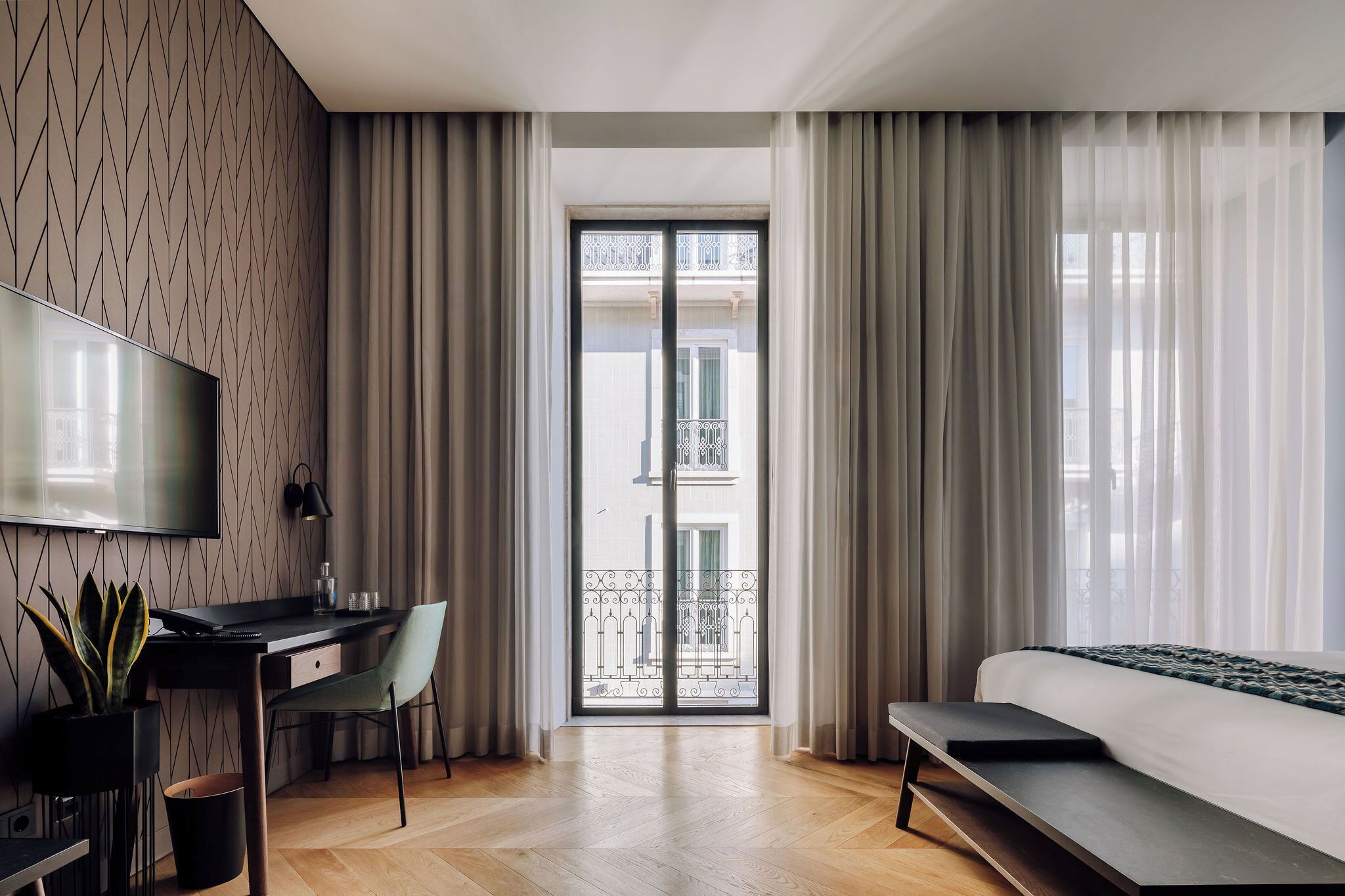 Superior Room | Hypo-allergenic bedding, free minibar items, in-room safe