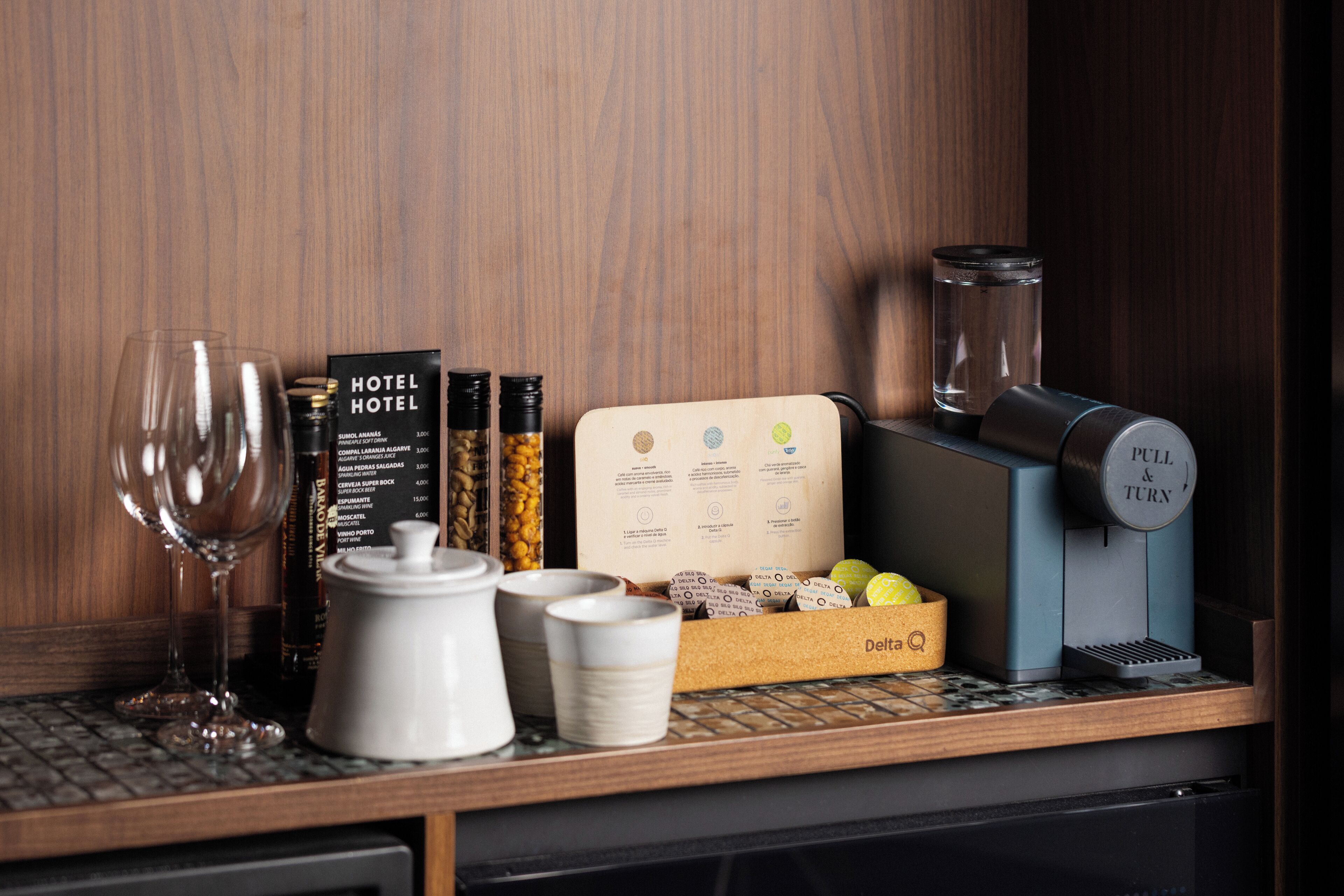 1 bedroom, hypo-allergenic bedding, free minibar items, in-room safe