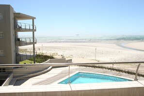 View from property - Sunstays Lagoon Beach (Cape Town)