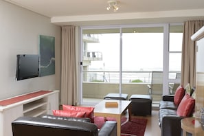 Deluxe Apartment | 2 bedrooms, premium bedding, in-room safe, iron/ironing board - Sunstays Lagoon Beach (Cape Town)