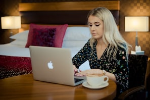 防敏寢具、房內夾萬、熨斗/熨衫板、免費 Wi-Fi