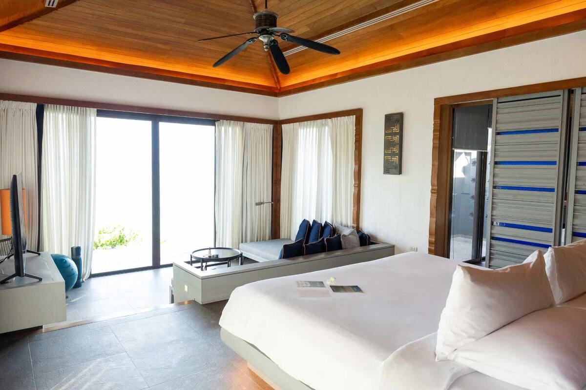 Room | Premium bedding, down duvets, pillow-top beds, free minibar