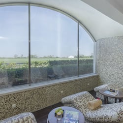 Couples treatment rooms, sauna, steam room, body treatments