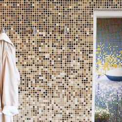 Couples treatment rooms, sauna, steam room, body treatments