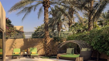 Sengetøy av topp kvalitet, dundyner, memory foam-senger og minibar