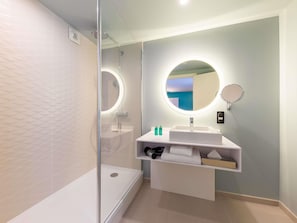 Literie de qualité supérieure, coffres-forts dans les chambres