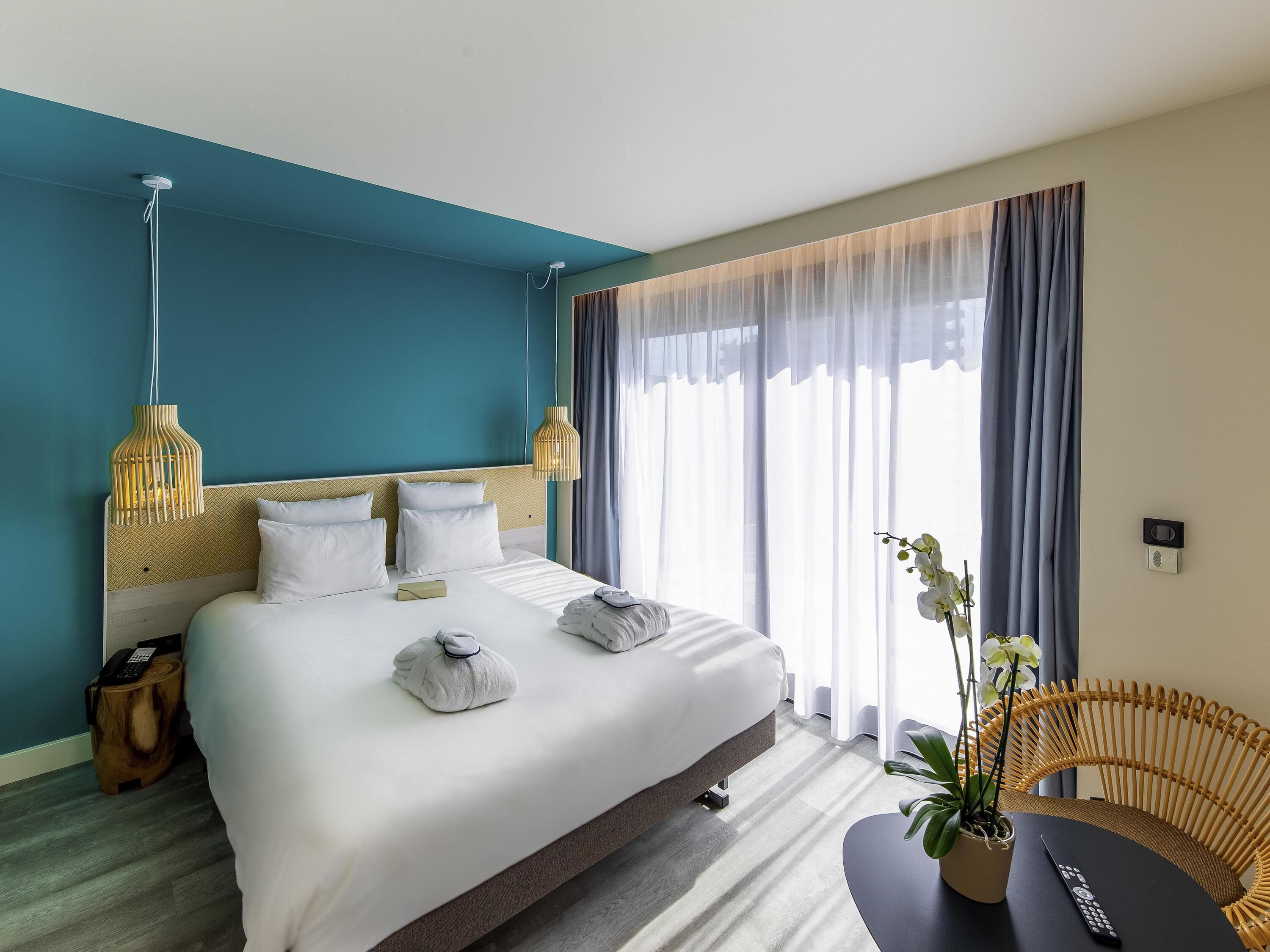 家庭套房, 1 張特大雙人床和 1 張沙發床 (Riviera) | 高級寢具、客房內保險箱、遮光布/窗簾、隔音