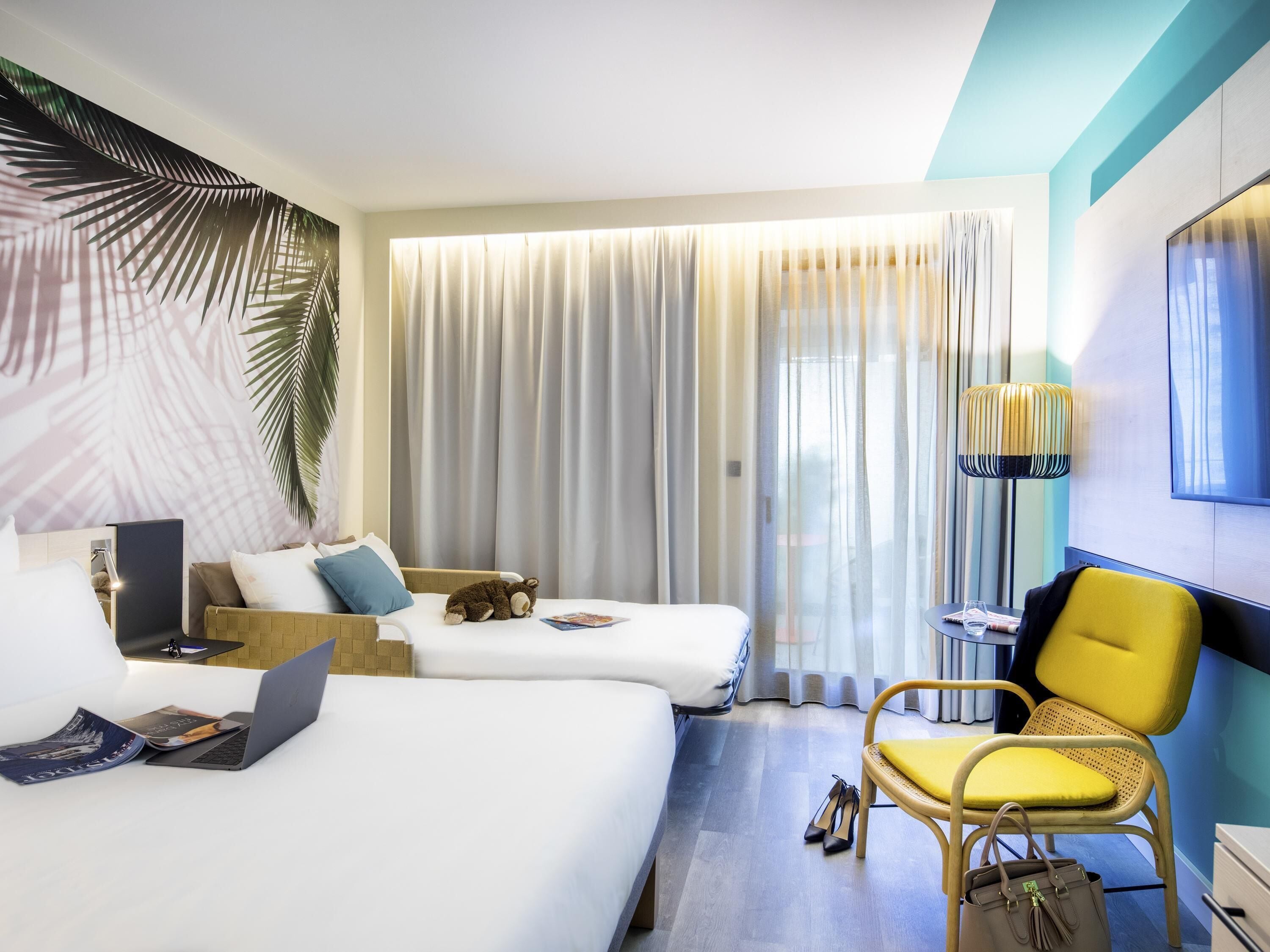 Chambre Supérieure, 1 lit double et 1 canapé-lit, balcon (Riviera)