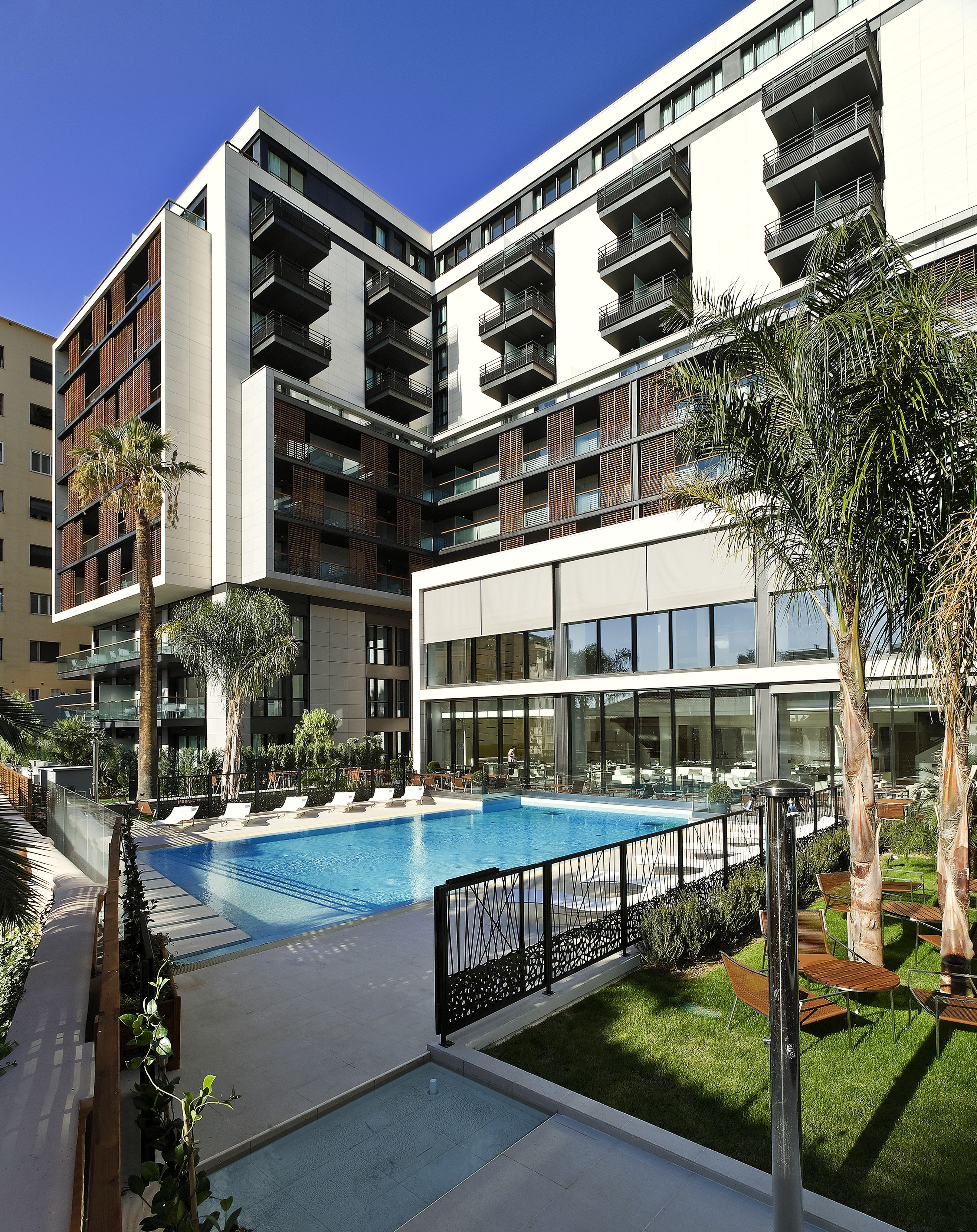 outdoor pool, pool loungers