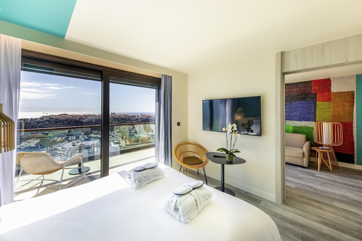 Suite junior, 1 cama King size y sofá cama, Terraza, vista al mar (Riviera) | Exterior