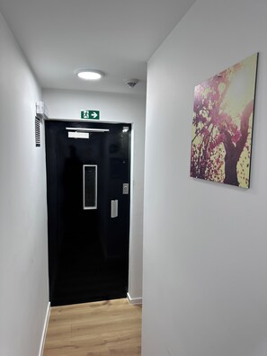 Elevator - Hotel Albert (Brussels)