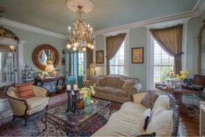 บริเวณประตูทางเข้า