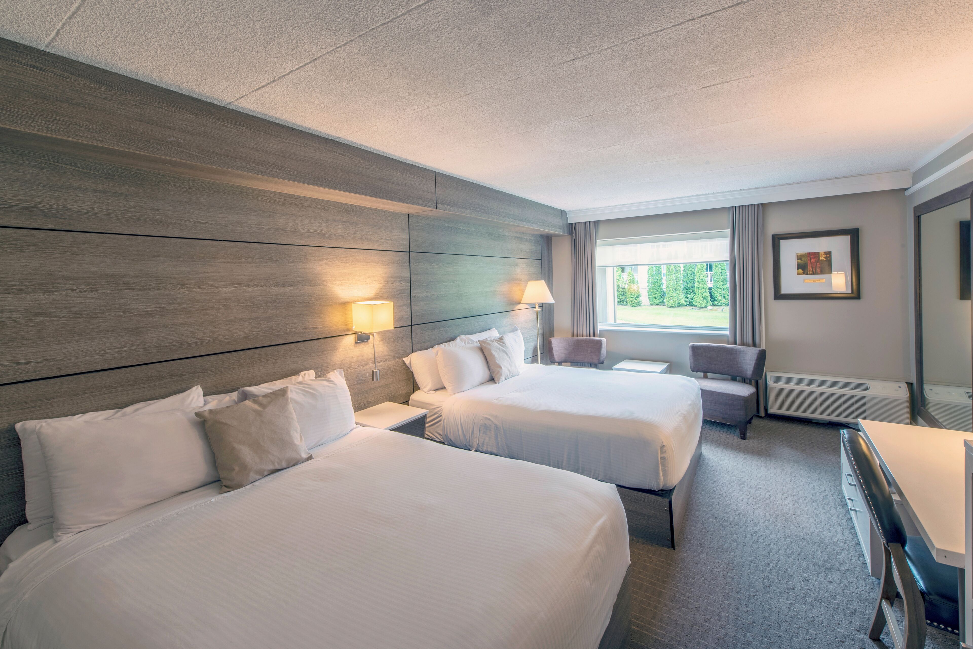 Décoration personnalisée, bureau, fer et planche à repasser