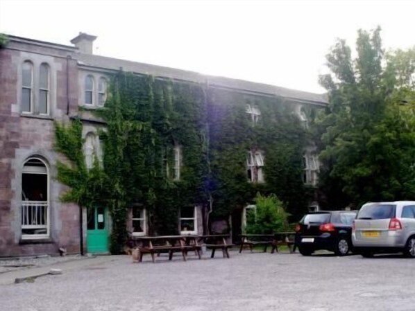 Esterni