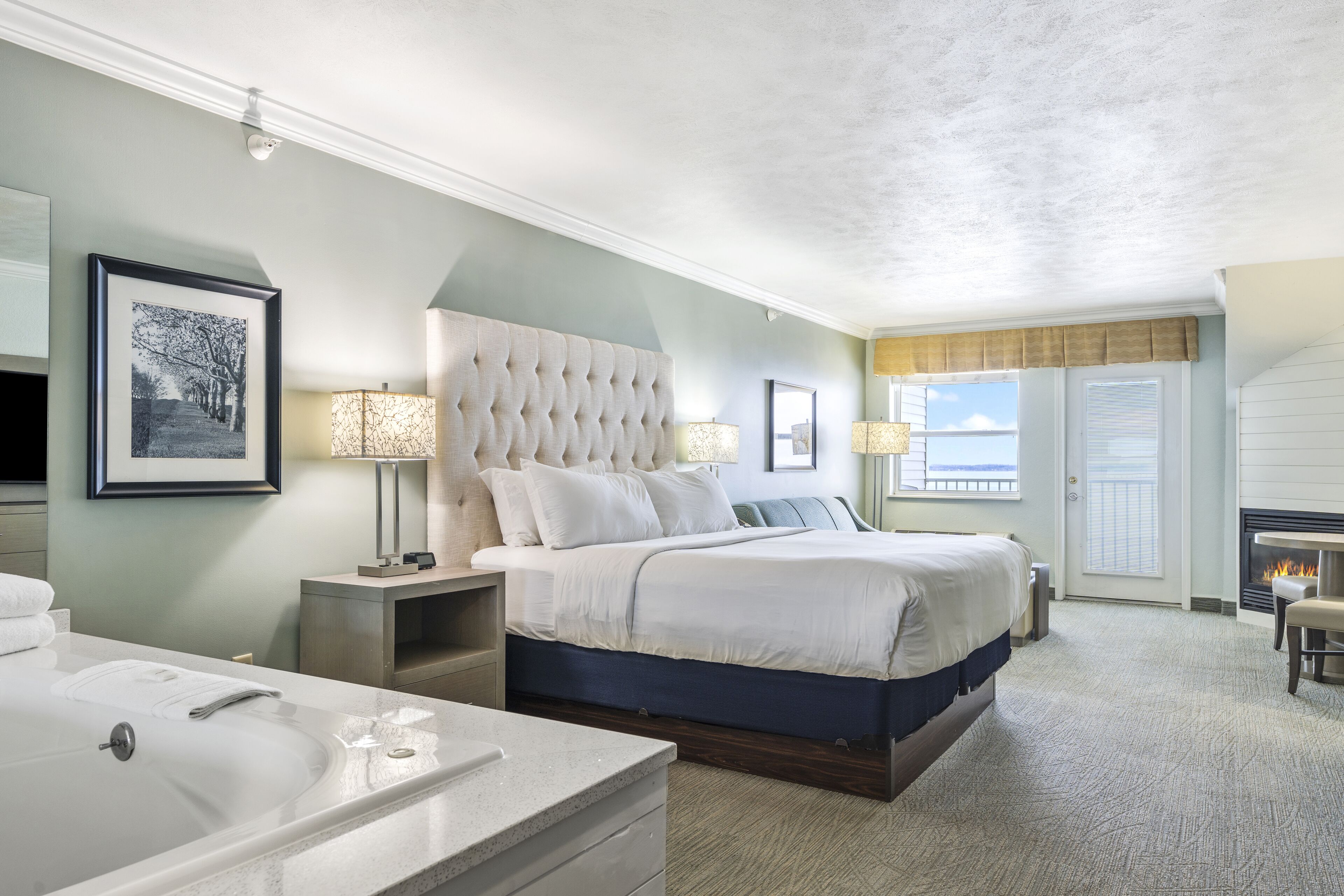 suite, 1 king bed with sofa bed | 1 bedroom, premium bedding, in-room safe, individually decorated