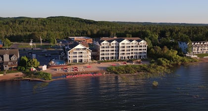 Cherry Tree Inn & Suites
