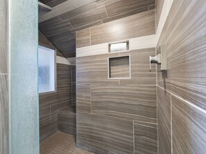 Bayview King Suite with Jetted Tub and Kitchenette | Bathroom shower