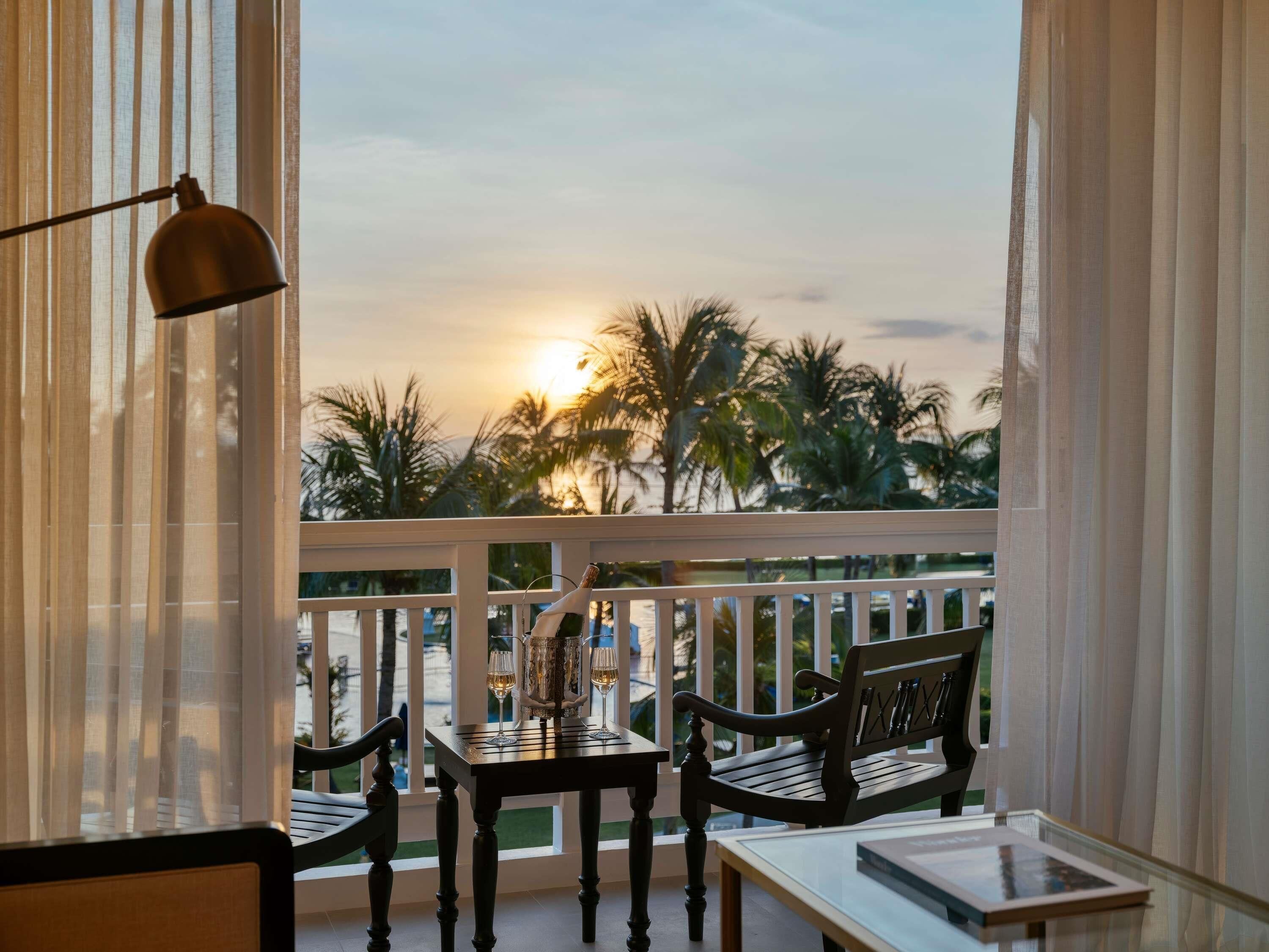 Hochwertige Bettwaren, Daunenbettdecken, Minibar, Zimmersafe