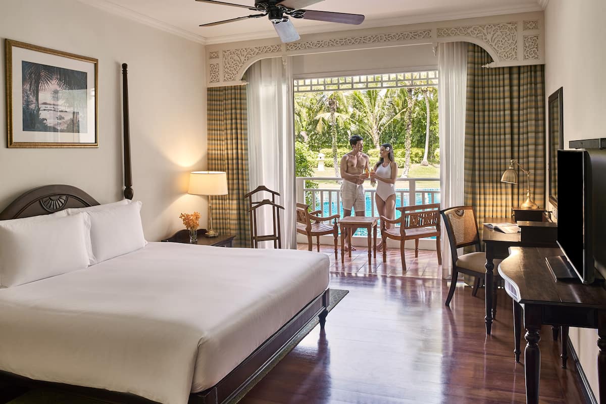 club suite, 1 king bed, pool access (club millésime access) | balcony view