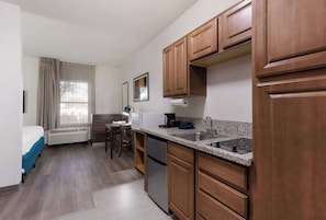 Room, 1 King Bed, Accessible, Non Smoking (Efficiency, Roll in Shower)