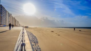 Una spiaggia nelle vicinanze