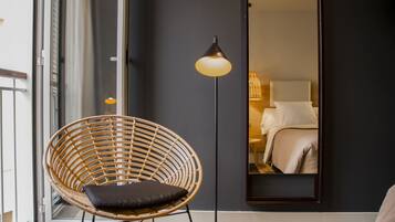 Quarto superior | Escrivaninha, quartos à prova de som, Wi-Fi de cortesia, roupa de cama