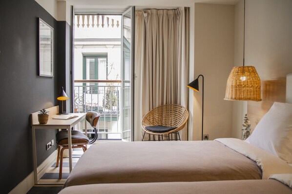 Superior Room | Desk, soundproofing, free WiFi, bed sheets - room Select Bilbao (Bilbao)