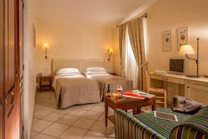 Basic-Doppel- oder -Zweibettzimmer | 1 Schlafzimmer, Bettwäsche aus ägyptischer Baumwolle