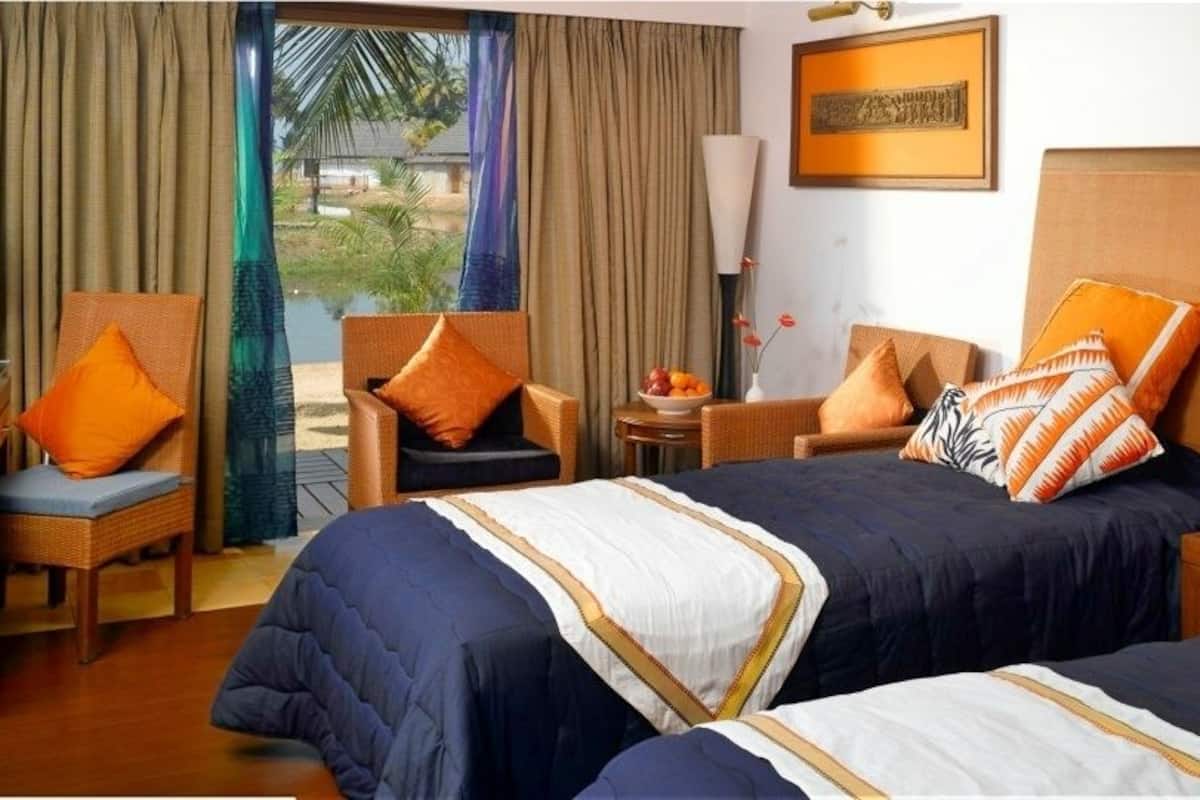 deluxe room, lagoon view | 1 bedroom, egyptian cotton sheets, premium bedding, select comfort beds