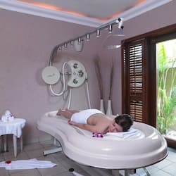 Couples treatment room(s), sauna, hot tub, Turkish bath/hammam