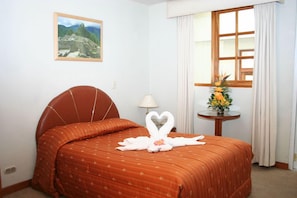 In-room safe, rollaway beds, free WiFi - Hotel Garcilaso II (Cusco)