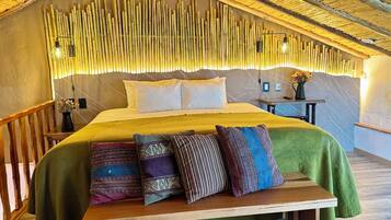 Design Room, Multiple Beds, City View | Premium bedding, down comforters, pillowtop beds, in-room safe