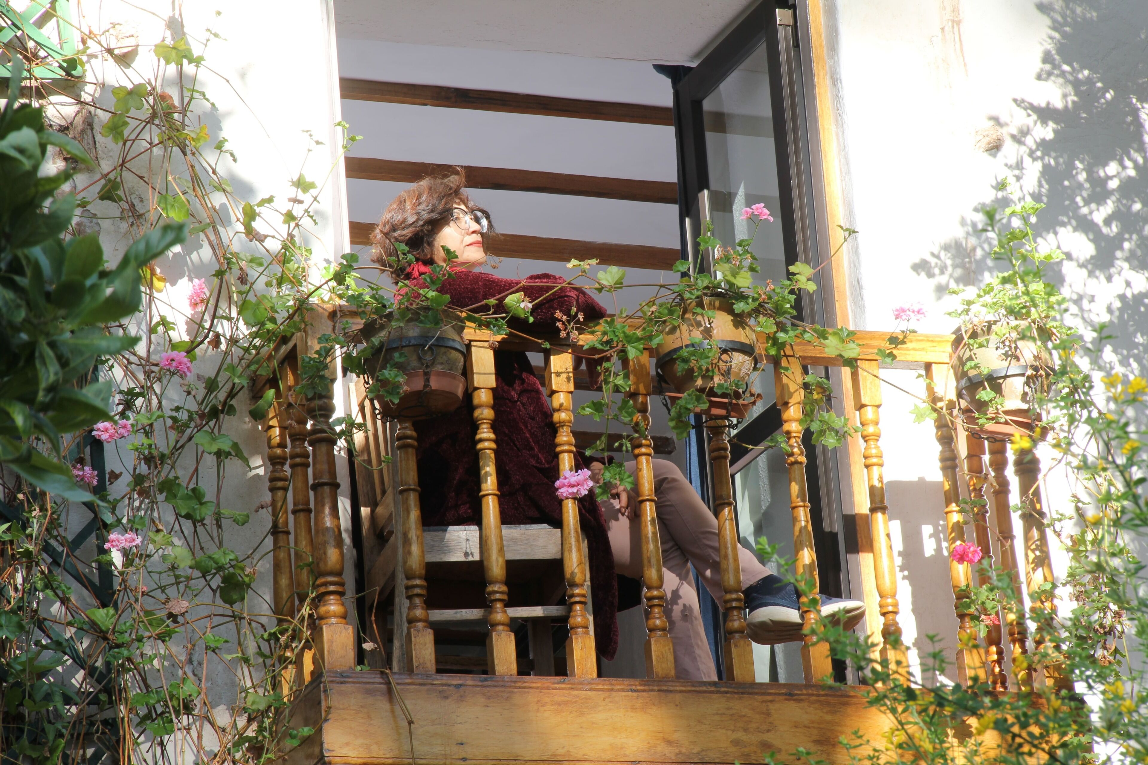 Deluxe Suite, 1 King Bed, Bathtub, Garden View | Balcony