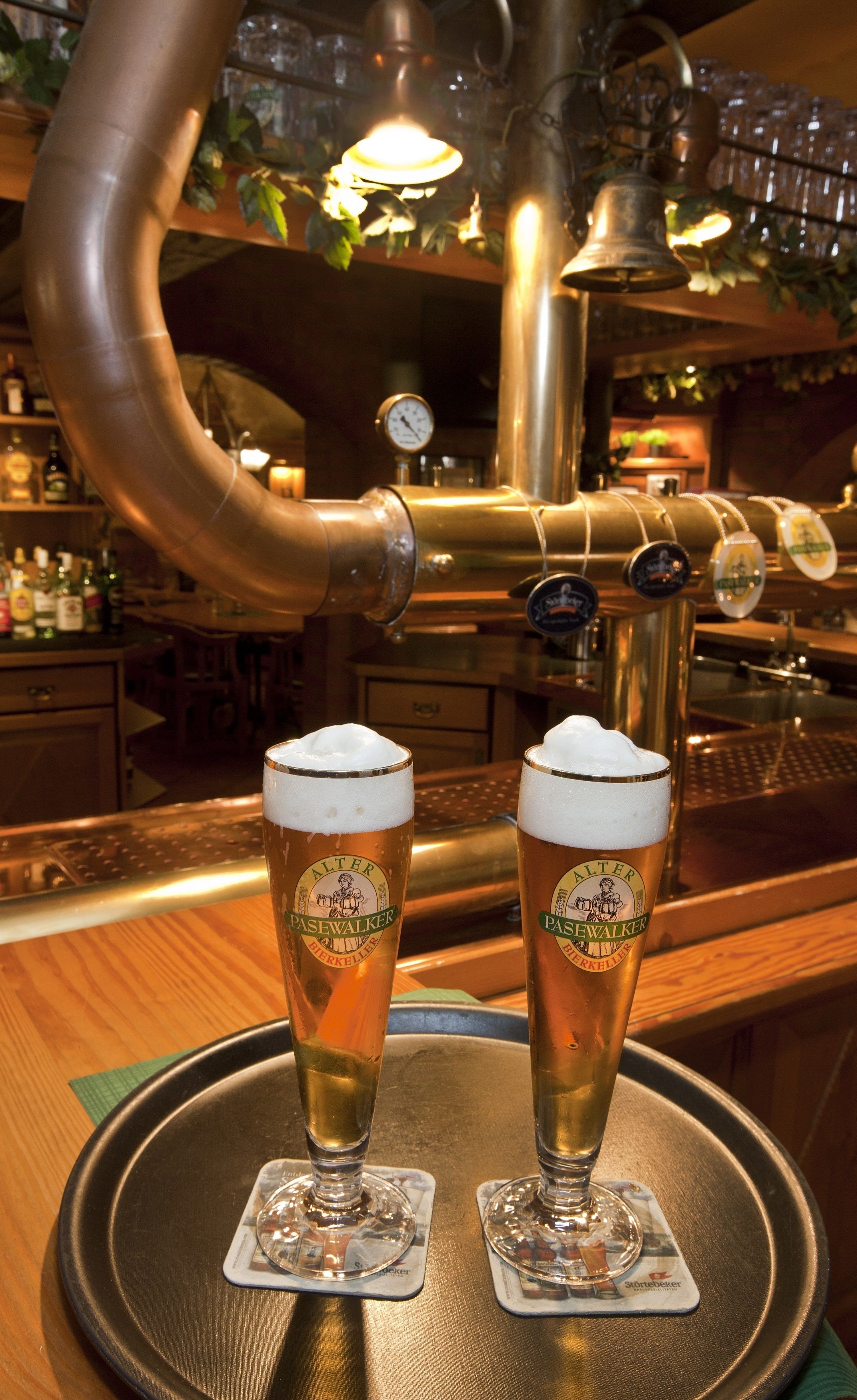 lunch and dinner served, german cuisine