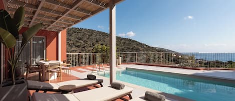 Three Bedroom House | Terrace/patio