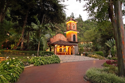 Valle Escondido Resort