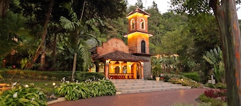 Valle Escondido Resort