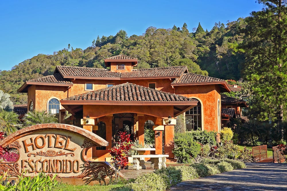 Valle Escondido Resort